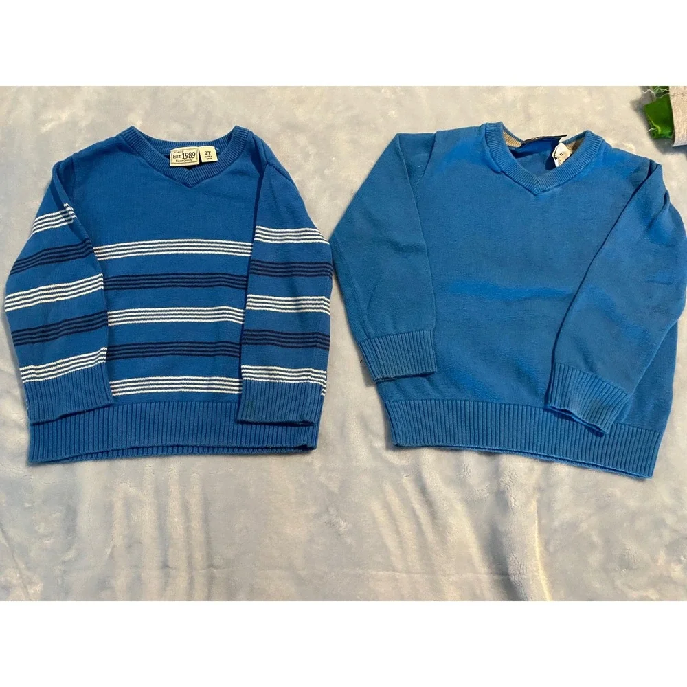 The Childrens Place Boys 2T Sweater Lot 2 Blue V-Neck Striped Solid Pullovers